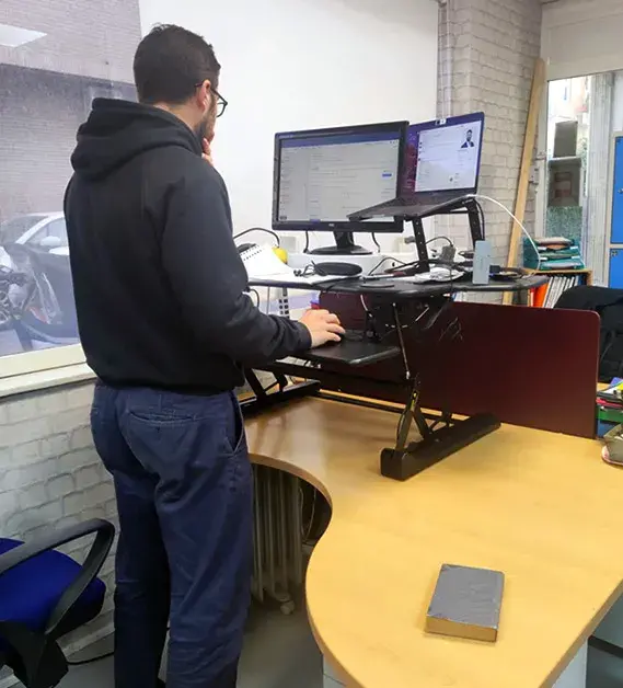 Mesa Fija En Coworking